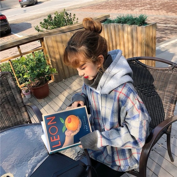 Women Long Sleeve Pullover Hoodie - Picture 7 of 7